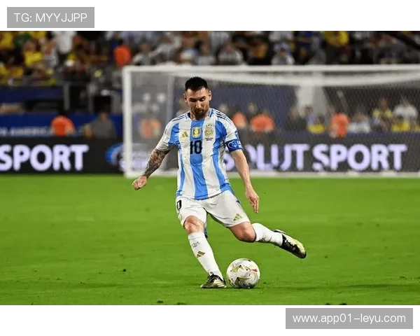 梅西重返阿根廷国家队,备战世界杯预选赛新征程 梅西重返阿根廷国家队,备战世界杯预选赛新征程